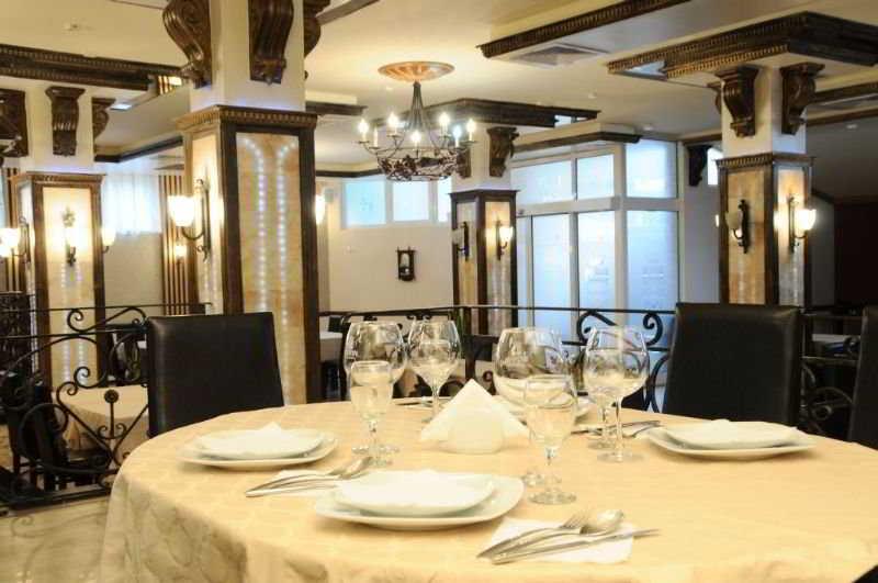 Hotel Royal Скопье Экстерьер фото